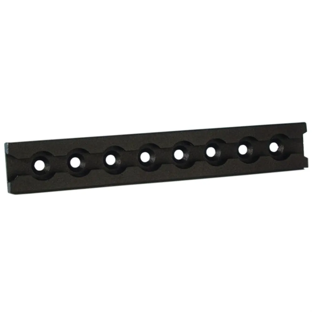 Adam Hall Hardware 5721 - Ösenbefestigungsschiene schwarz