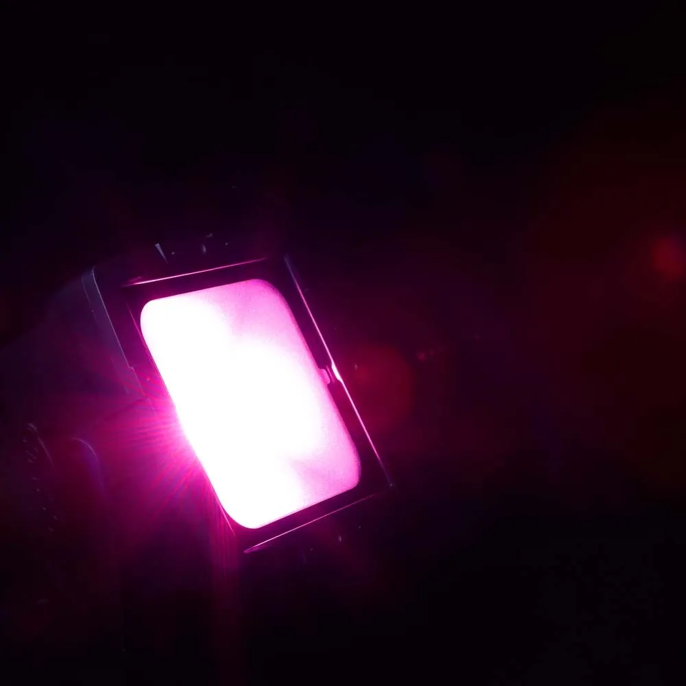 Cameo FLAT PRO FLOOD IP65 TRI - Outdoor Fluter mit 60W Tri-Color COB-LED in Schwarzem Gehäuse