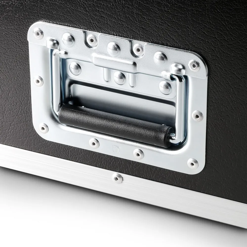 Cameo INSTANT HAZER 1500 T PRO - Touring-Hazer mit Mikroprozessor-Steuerung
