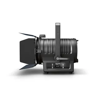 Cameo TS 200 FC - Theater-Spot mit Fresnel-Linse und 200 W 6-in-1 LED in schwarzem Gehäuse