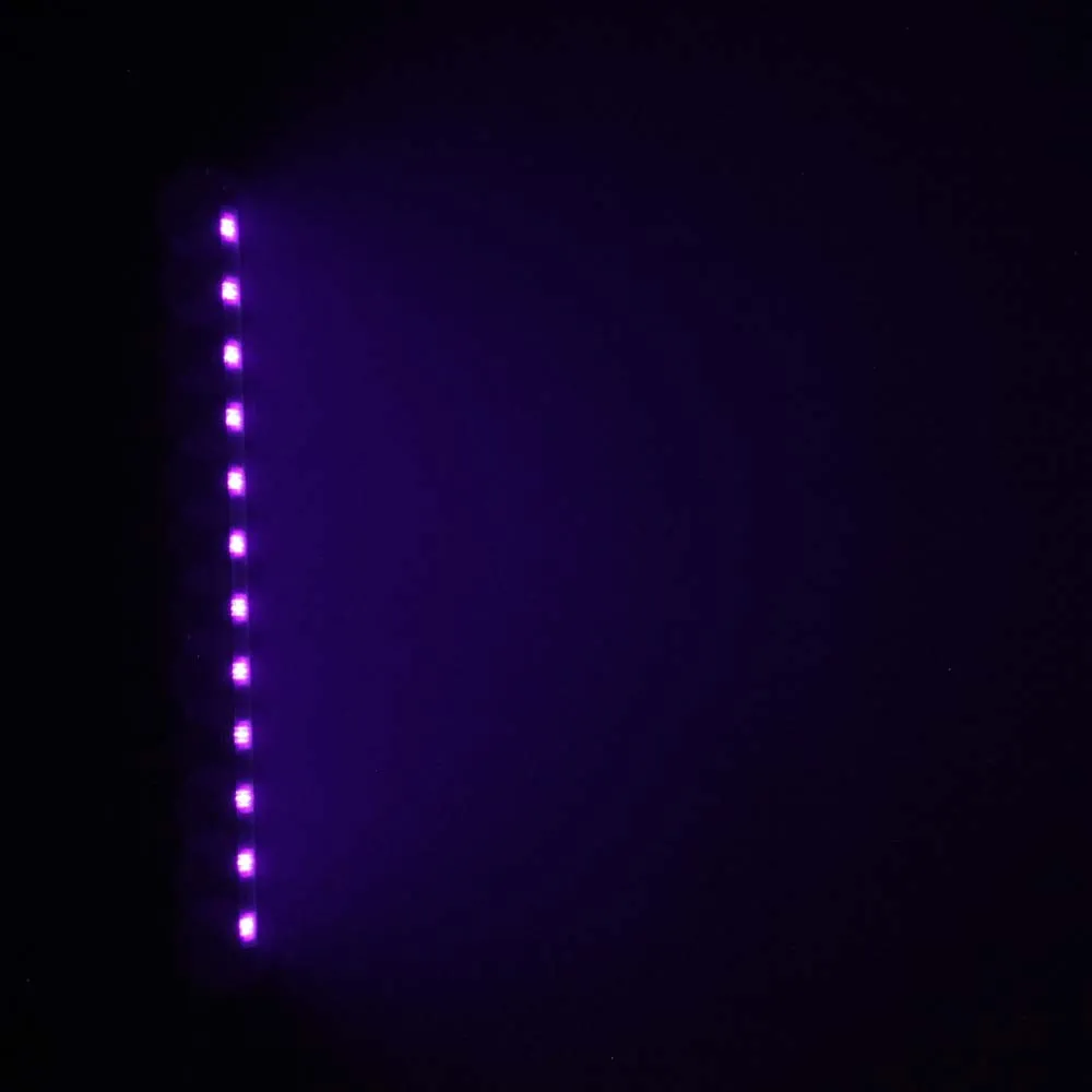 Cameo UV BAR 200 IR - 12 x 3 W UV LED Bar in Schwarzem Gehäuse mit IR-Fernbedienung