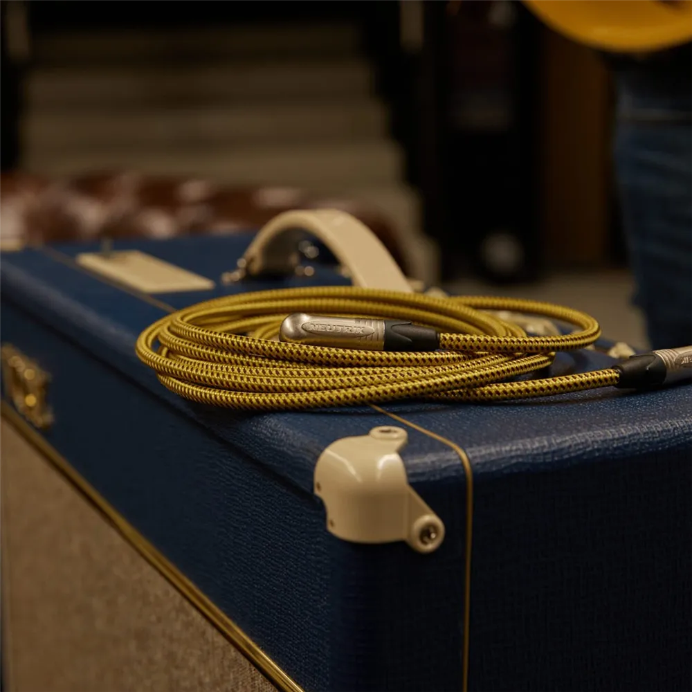 Adam Hall Cables 5 STAR IRP 0600 VINTAGE - Instrumentenkabel | Neutrik® Winkelklinke TS x Klinke TS | 6 m