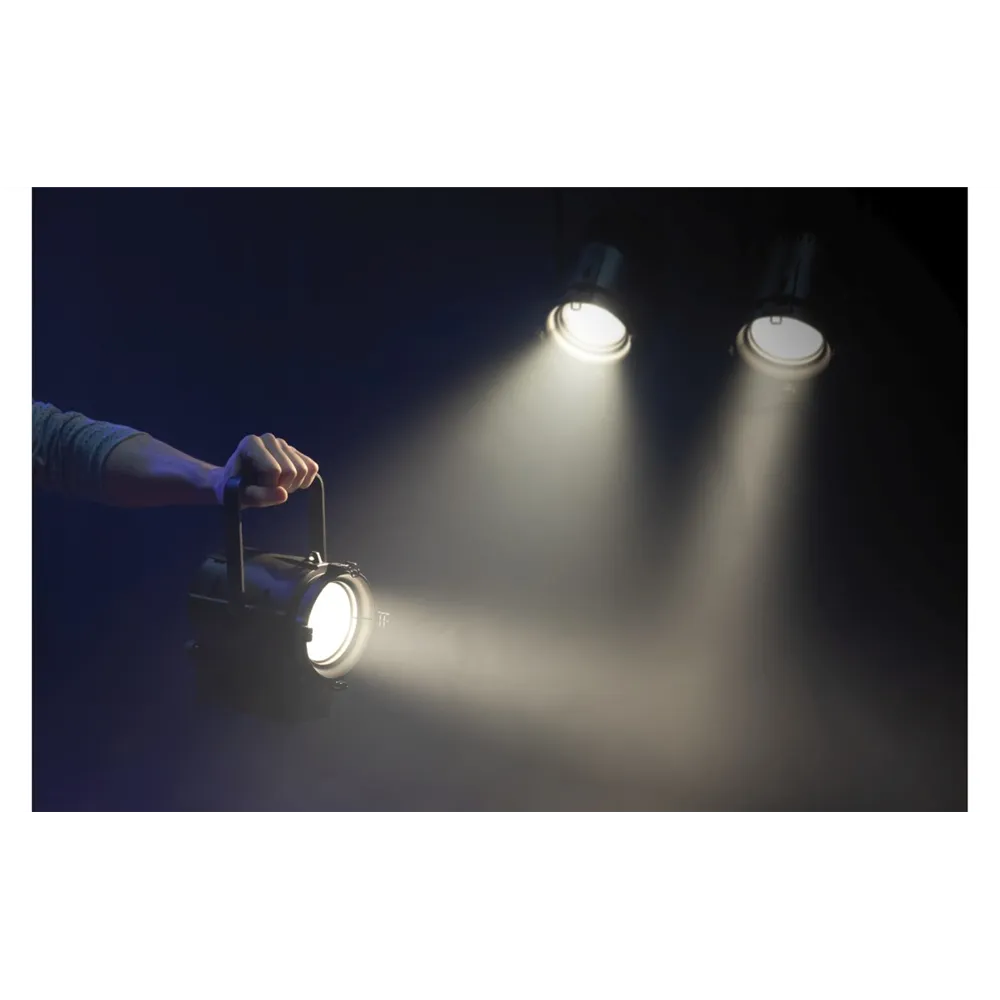 SHOWTEC Performer Fresnel Mini Battery