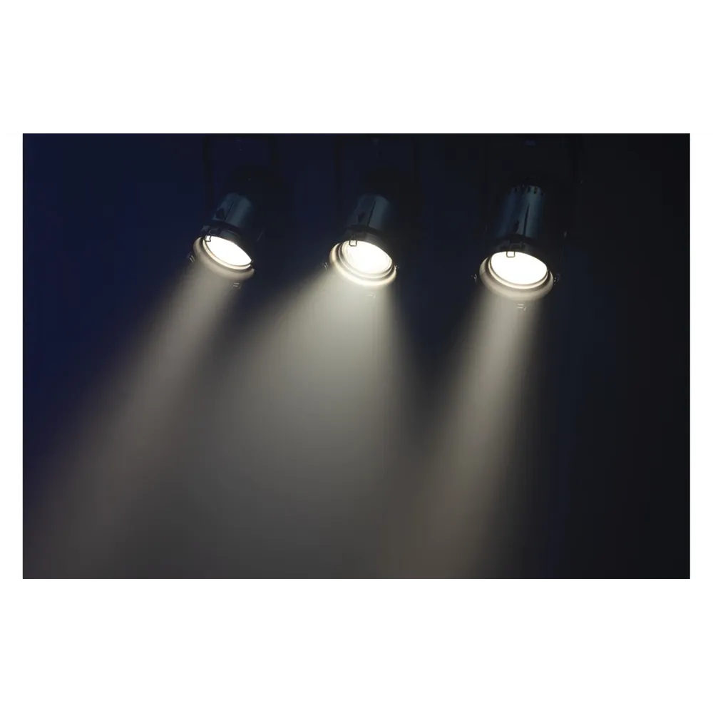 SHOWTEC Performer Fresnel Mini Battery