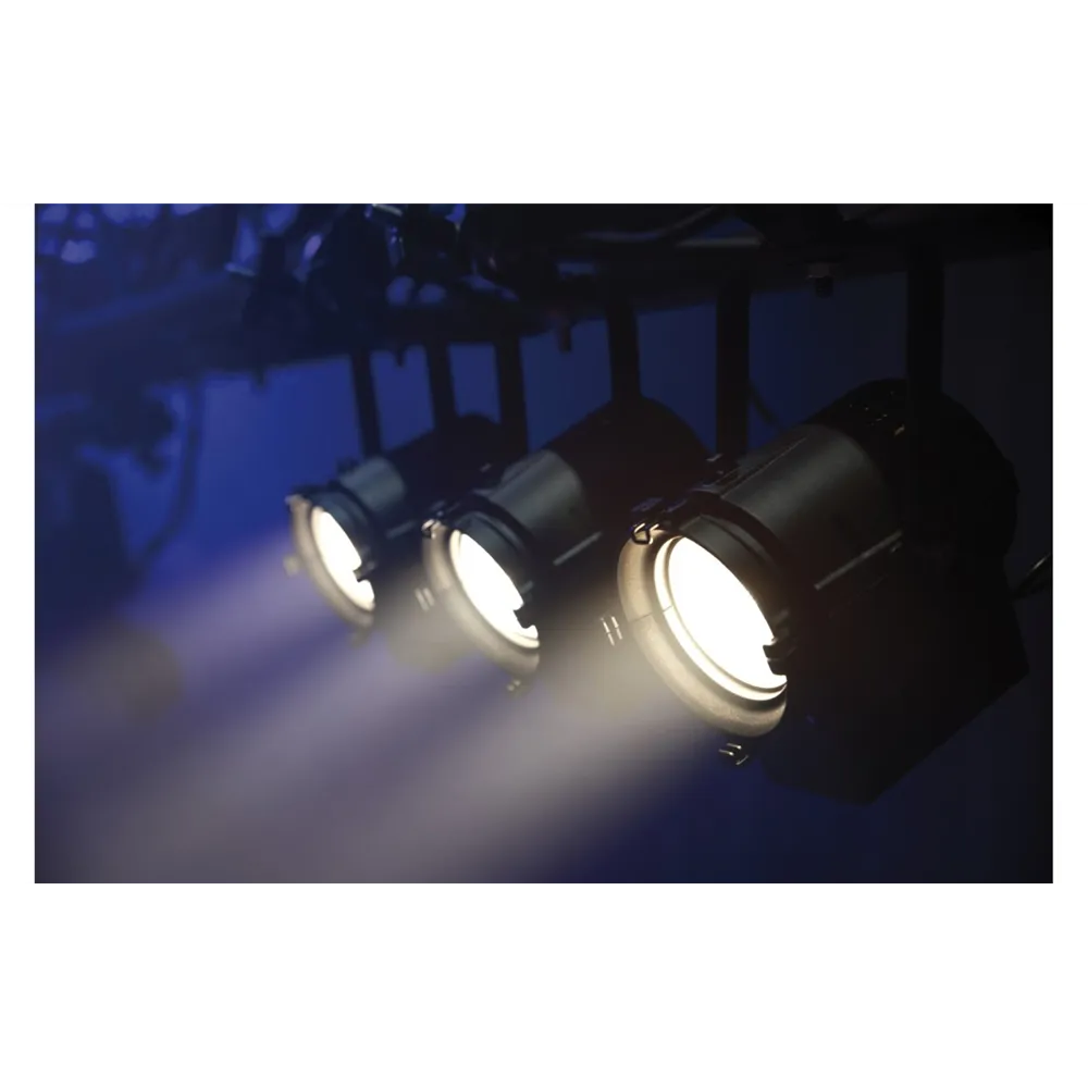 SHOWTEC Performer Fresnel Mini Battery