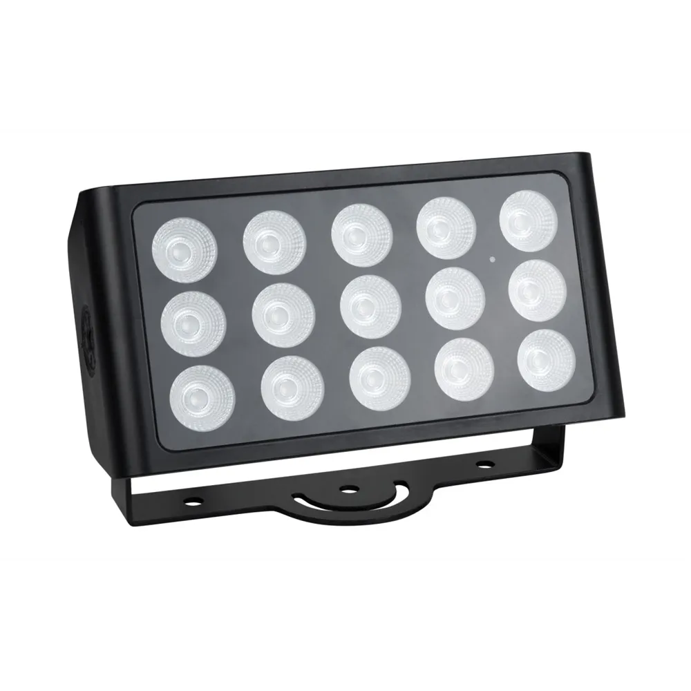 SHOWTEC Cameleon Flood 15 Q4