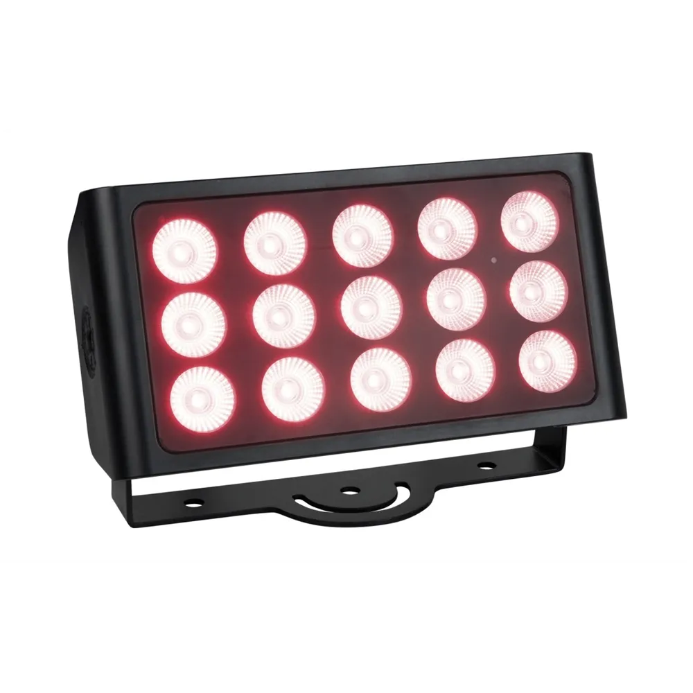 SHOWTEC Cameleon Flood 15 Q4