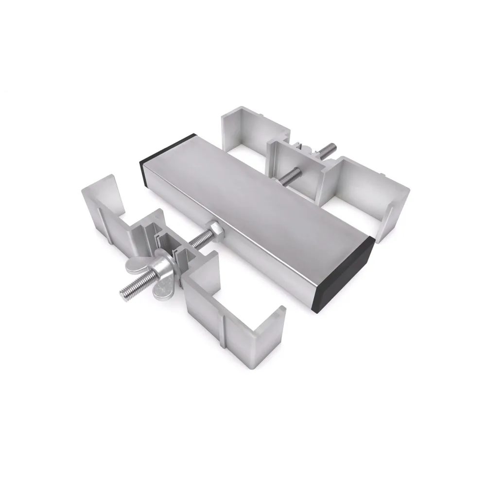 SHOWGEAR Spider Four Leg Clamp