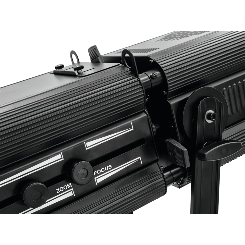EUROLITE LED PFE-250 3000K Profile Spot