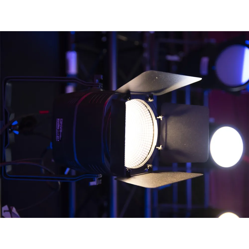 EUROLITE LED Theatre COB 100 WW