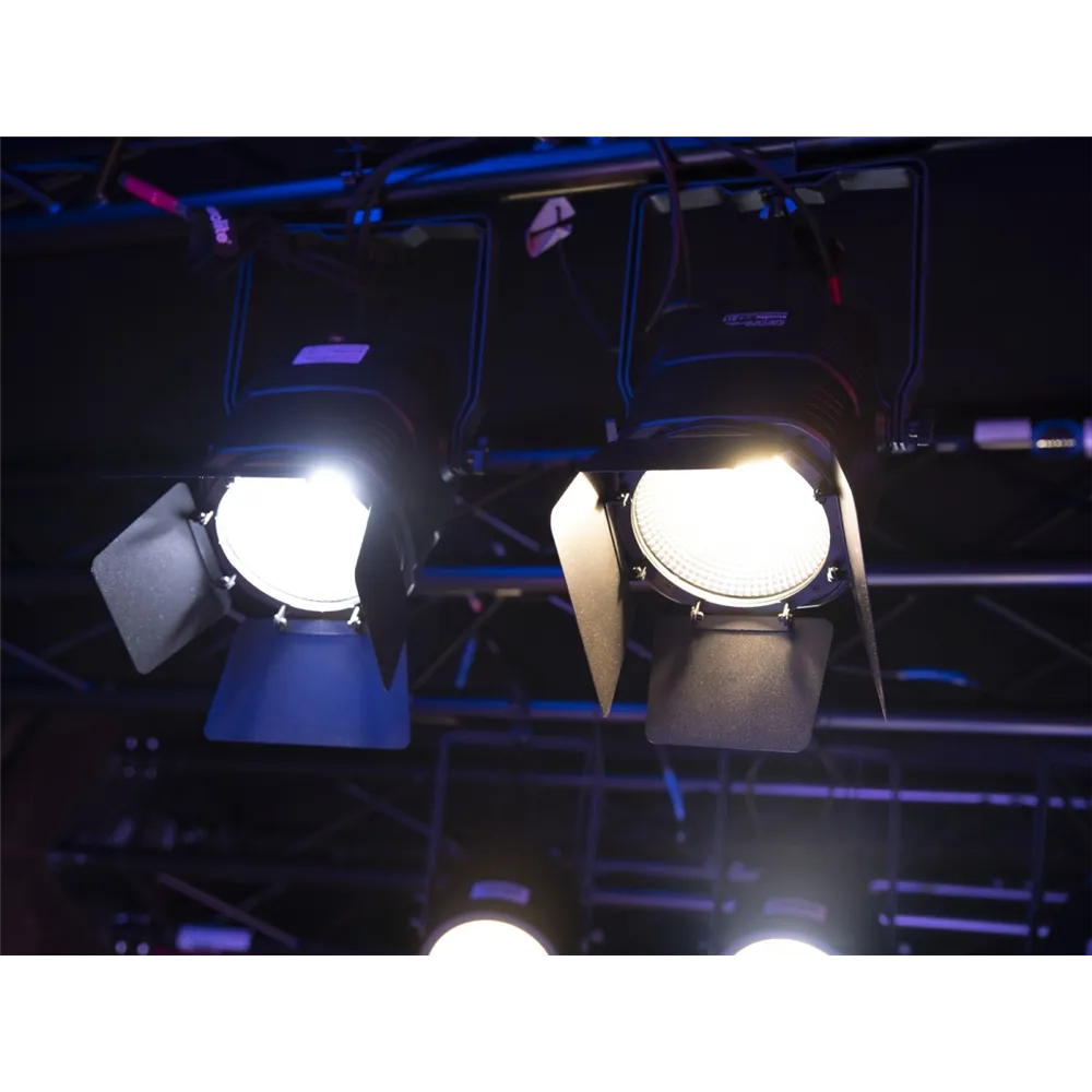 EUROLITE LED Theatre COB 100 WW/CW