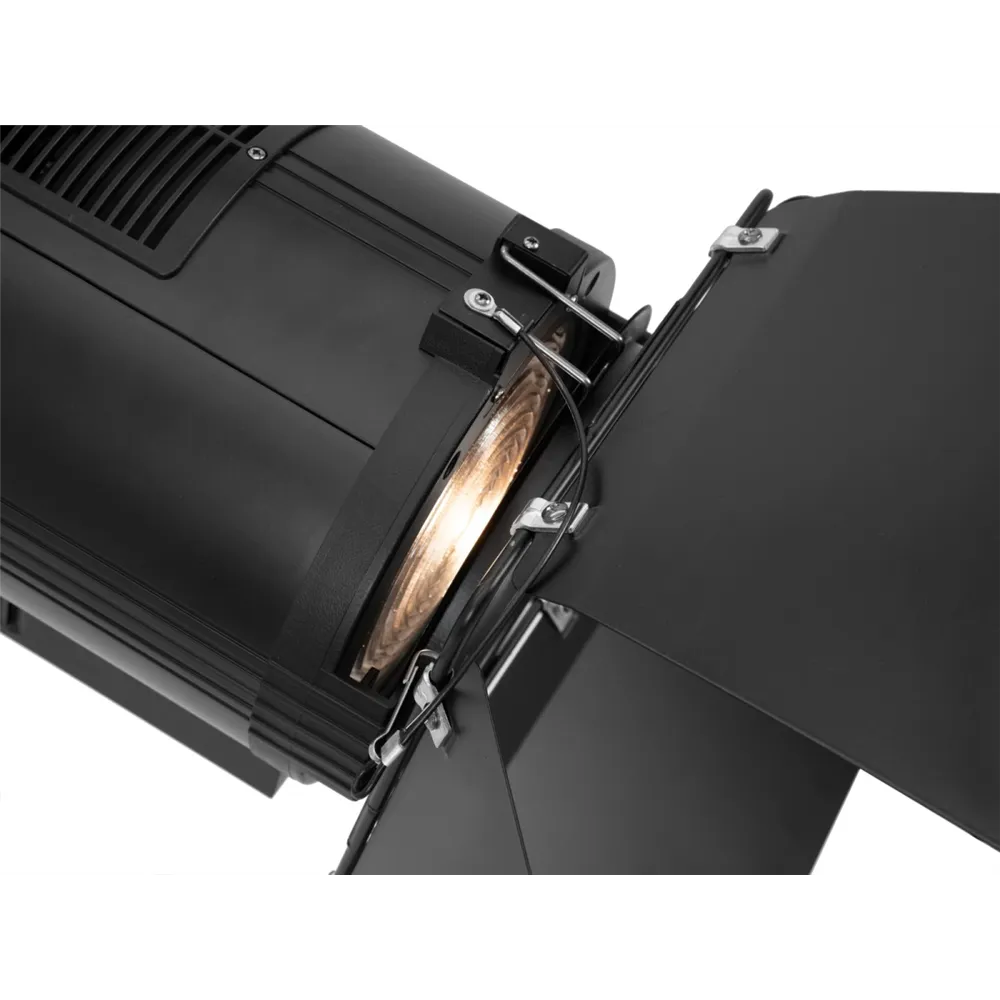 EUROLITE LED THA-350F WW/CW Theater-Spot