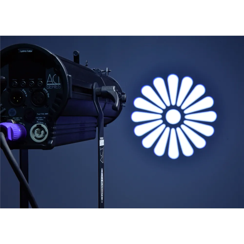 Showtec ACT Profile 50 RGBAL