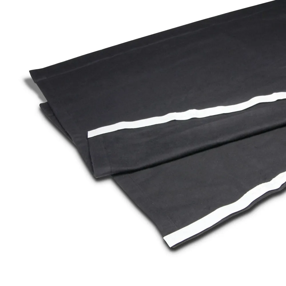 Adam Hall Accessories 0153 X 204 - Podestverkleidung B1 mit Klettband 2 x 0,4 m